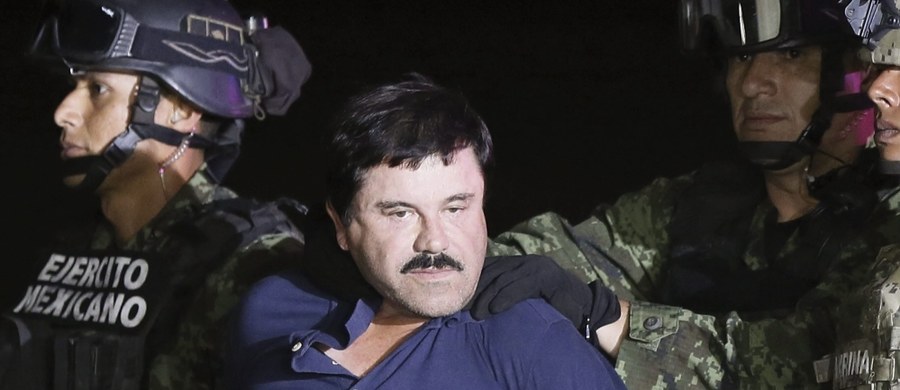 Jeden z najpotężniejszych meksykańskich baronów narkotykowych, przebywający w więzieniu Joaquin "El Chapo" Guzman, może być wydany do USA - orzekł meksykański sąd. Stany Zjednoczone oskarżają go m.in. o zabójstwa, kierowanie gangiem i pranie pieniędzy.