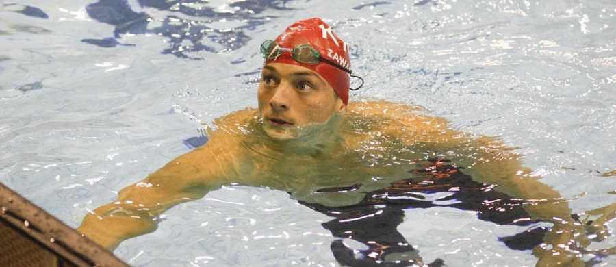 Pływak Michał Zawadka został zdyskwalifikowany na cztery lata za stosowanie niedozwolonych środków - poinformowała Australijska Agencja Antydopingowa. Specjalizujący się w stylu klasycznym zawodnik w 2014 roku wywalczył tytuł mistrza Australii na krótkim basenie.