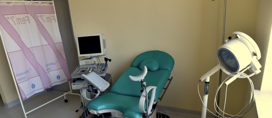 Każdego roku na świecie co czwarta ciąża kończy się aborcją - wynika z raportu Światowej Organizacji Zdrowia (WHO) i Instytutu Guttmachera. Dokument został opublikowany w naukowym czasopiśmie medycznym "Lancet". Rocznie dokonuje się 56 milionów aborcji. Ich liczba na świecie wzrosła z 50 milionów rocznie w latach 1990-1994 do 56 milionów rocznie w latach 2010-2014.