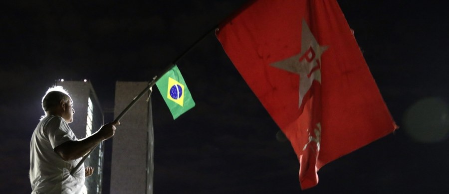 Senat Brazylii zdecydował o wszczęciu procedury impeachmentu wobec prezydent kraju Dilmy Rousseff za ukrywanie złego stanu finansów publicznych. Jej obowiązki przejmie tymczasowo wiceprezydent Michel Temer.