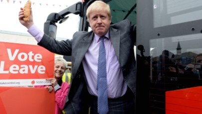 Brexit na kółkach, czyli Boris Johnson w podróży autobusem produkowanym w Polsce