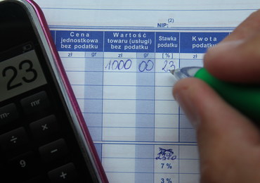 "Rzeczpospolita": Będzie wyższy VAT na bonusy dla pracowników