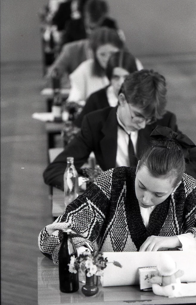 Maków Mazowiecki, 11.05.1988. Matury z języka polskiego w LO im. Marii Sklodowskiej-Curie.