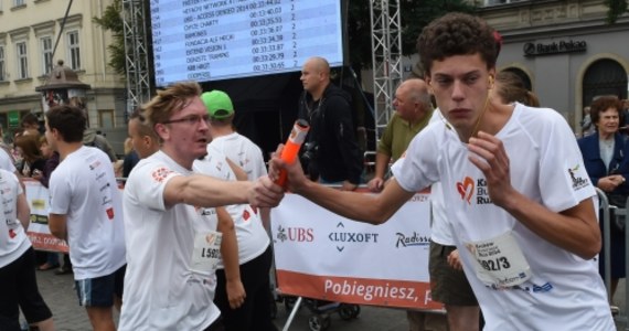 24 maja dokładnie w południe ruszy rejestracja drużyn do charytatywnego biegu biznesowego Kraków Business Run 2016. Na liście startowej znajdzie się aż pięć tysięcy osób, które przekazując pałeczkę swoim kolegom z zespołu, zmienią życie między innymi Agnieszki i Rafała.