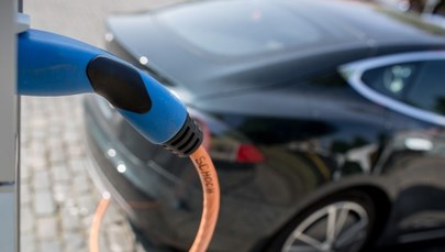 Niemiecki rząd będzie dopłacał do aut elektrycznych