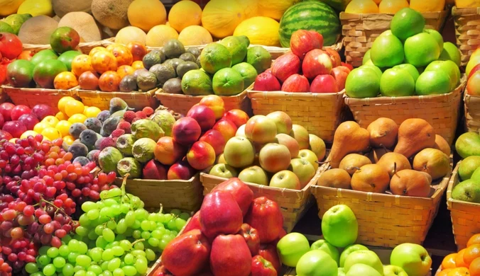 FAO: Trzeci z rzędu miesięczny spadek cen żywności 