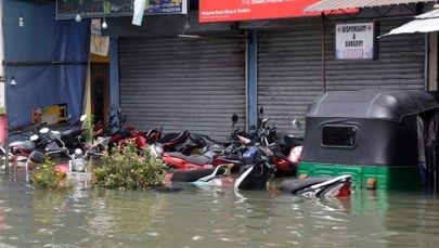 Pół miliona ludzi uciekło przed powodziami na Sri Lance