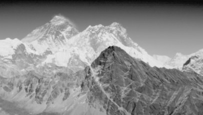 Nepalka Lhakpa Sherpa zdobyła po raz siódmy Mount Everest