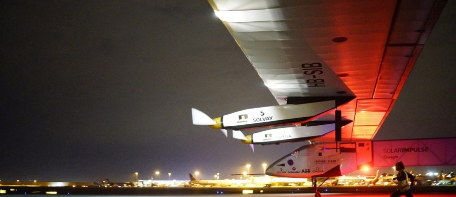 Napędzany energią słoneczną samolot Solar Impulse 2, który w zeszłym tygodniu wylądował w stanie Oklahoma, wyruszył do Dayton w stanie Ohio, w kolejny etap podróży dookoła świata. Lot ma potrwać około 18 godzin.