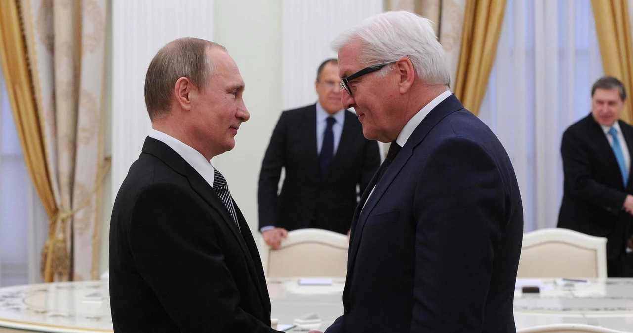 Prezydent Rosji Władimir Putin oraz szef MSZ Niemiec Frank-Walter Steinmeier