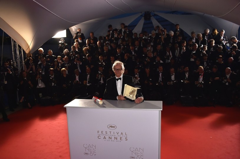 Złotą Palmę 69. festiwalu w Cannes otrzymał film "Ja, Daniel Blake" brytyjskiego reżysera Kena Loacha. Grand Prix festiwalu trafiło do filmu Xaviera Dolana "It’s Only the End of the World". Ceremonia zakończenia festiwalu odbyła się w niedzielę, 22 maja.