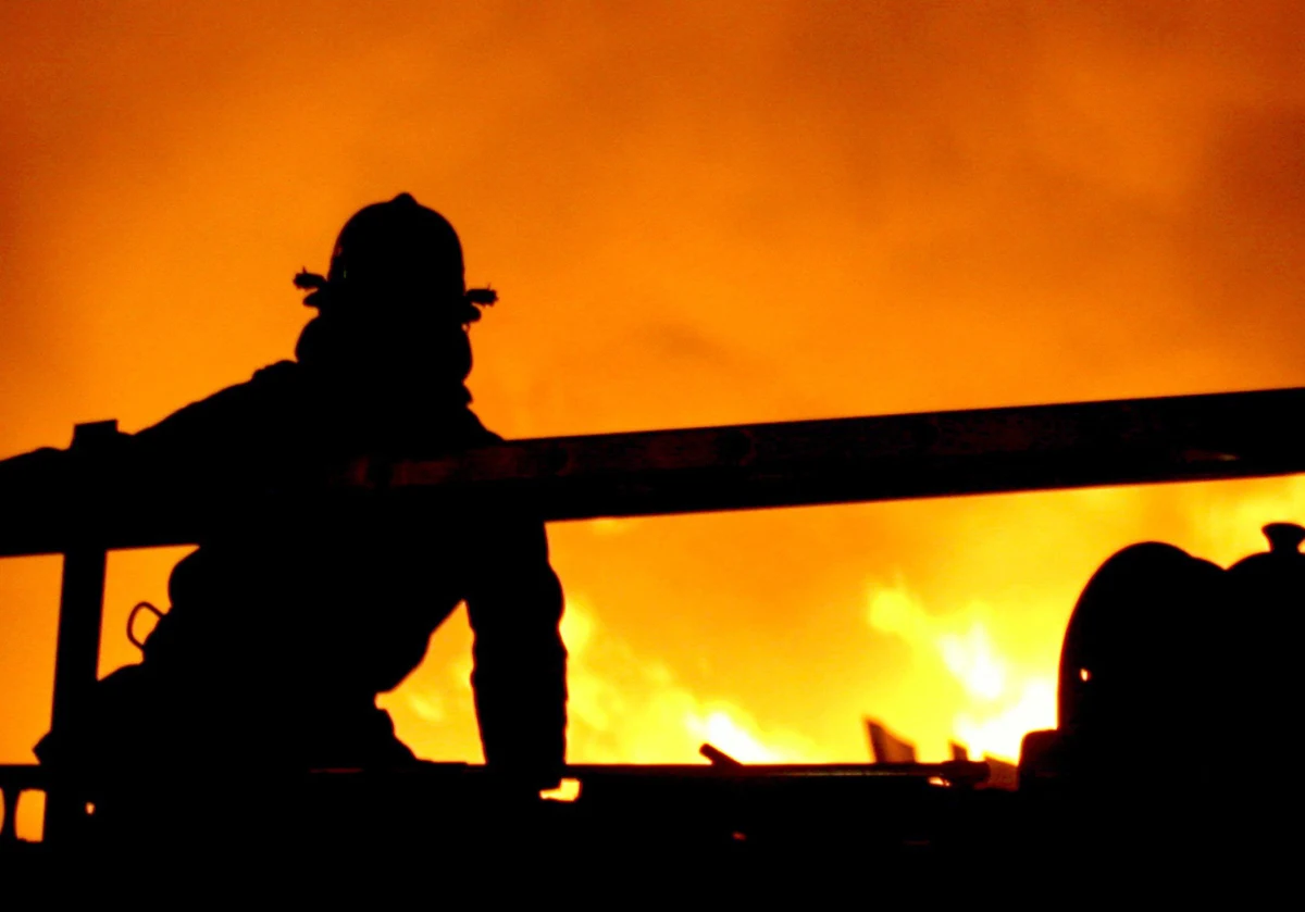 Tragiczny nocny pożar w szkolnym internacie w Chiang Rai na północy Tajlandii. Zginęło co najmniej 17 uczennic. 