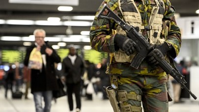 Akcja służb specjalnych w Paryżu. Zatrzymano radykała, który chciał uciec do Syrii