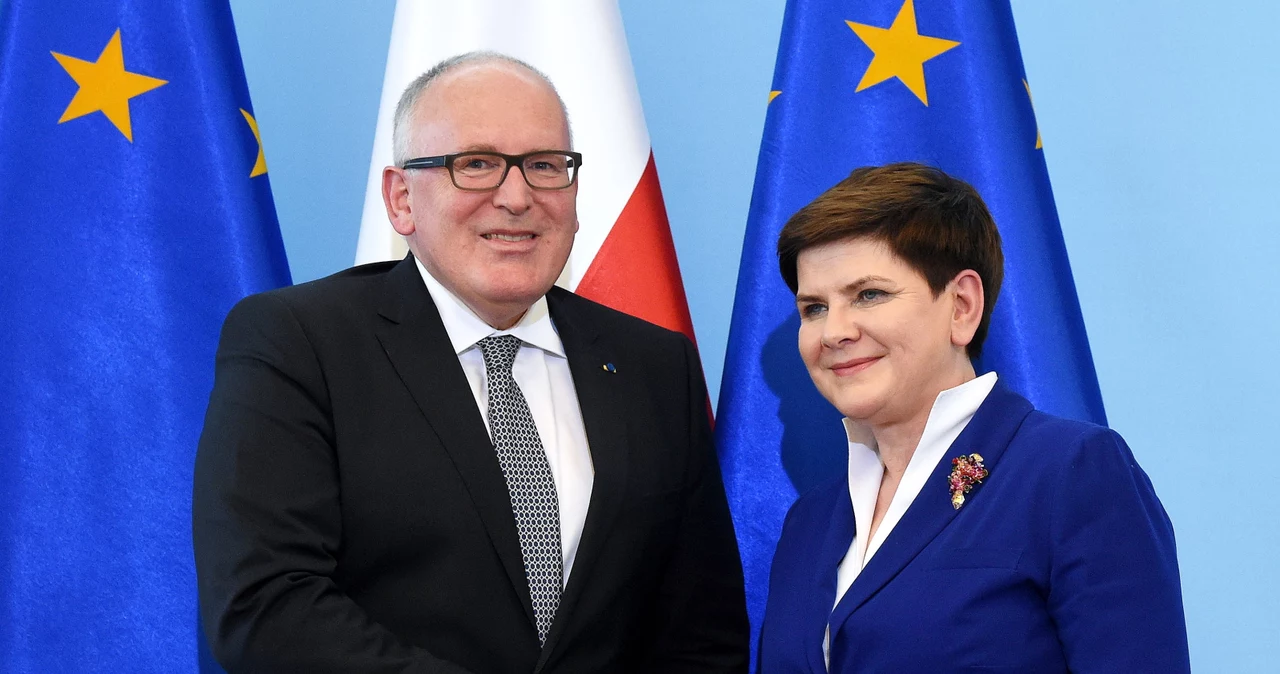 Wiceszef KE Frans Timmermans i premier Beata Szydło 