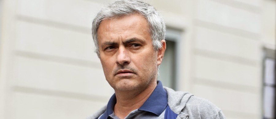 Jose Mourinho został trenerem piłkarzy Manchesteru United. Klub poinformował, że Portugalczyk podpisał trzyletni kontrakt. Na stanowisku zastąpił zwolnionego w poniedziałek Holendra Louisa van Gaala.