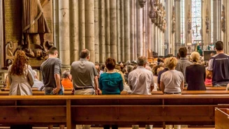 Katolicy oszukują się na wakacjach. Ten obowiązek nie znika na urlopie