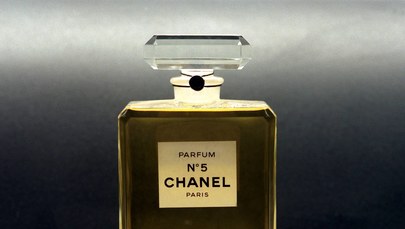 Tajemnice najsłynniejszych perfum świata. "Sekretne życie Chanel No. 5" wkrótce w księgarniach