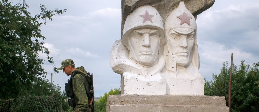 Pięciu ukraińskich żołnierzy i dwóch separatystów zginęło w ciągu minionej doby w walkach na wschodzie Ukrainy - poinformowali przedstawiciele armii i separatystów. To drugi najbardziej krwawy 24-godzinny bilans walk w Donbasie od początku roku.