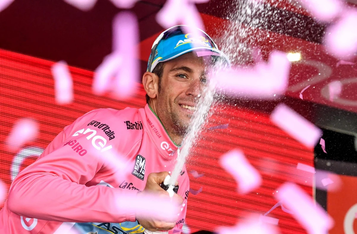 Włoch Vincenzo Nibali (Astana) po raz drugi w karierze został zwycięzcą wyścigu kolarskiego Giro d'Italia. Rafał Majka (Tinkoff) zmagania zakończył na piątym miejscu. Ostatni, 21. etap, z metą w Turynie, wygrał Niemiec Nikias Arndt (Giant). miejscu.