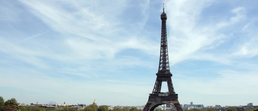 W trakcie rozpoczynających się 10 czerwca we Francji piłkarskich mistrzostw Europy wieża Eiffla, architektoniczny symbol Paryża, będzie każdego wieczoru podświetlać się w barwach narodowych jednego z uczestników.