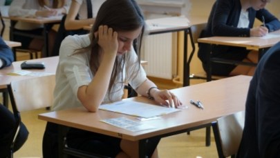 Matura 2016. Dwa tys. maturzystów jeszcze raz napisze egzamin z informatyki - z powodu błędu