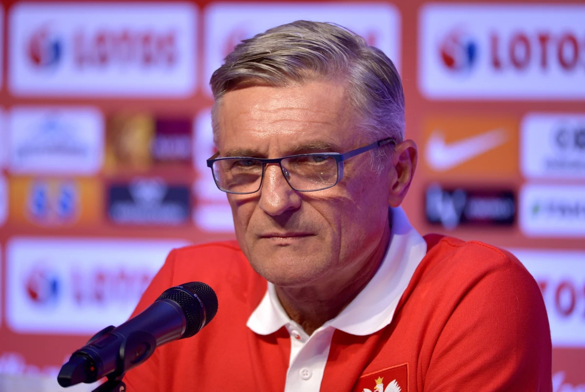 Adam Nawałka wybrał wczoraj wieczorem kadrę na Euro. Teraz 23 nazwiska będą odmieniane przez wszystkie przypadki, a kibice - szczególnie ci najmłodsi będą w stanie wyrecytować skład nawet obudzeni w środku nocy. Warto podkreślić, że w ostatnich latach na żaden turniej nie zabraliśmy tak doświadczonej reprezentacji.