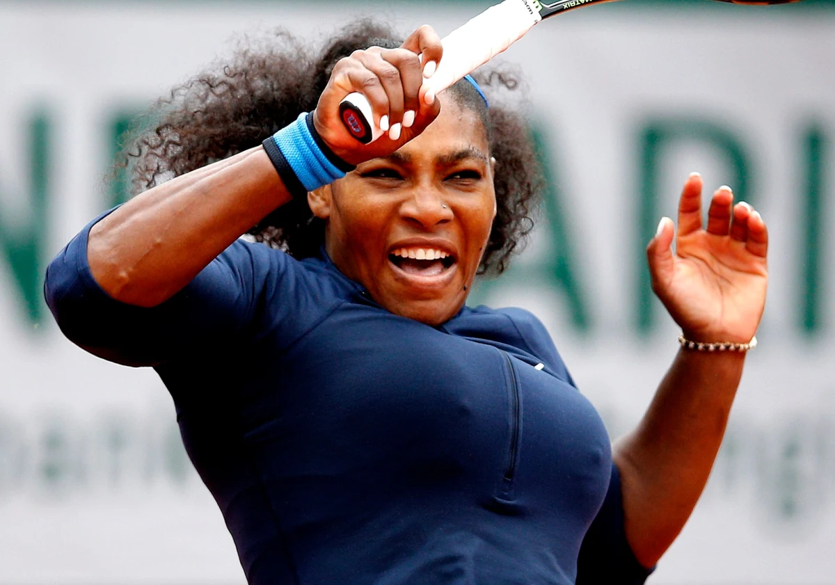 Najwyżej rozstawiona Serena Williams w rozpoczynającym się o godz. 15 w sobotę finale turnieju French Open zmierzy się z hiszpańską tenisistką Garbine Muguruzą (4.). Broniąca tytułu Amerykanka walczy o 22. wielkoszlemowy tytuł w karierze i wyrównanie rekordu Niemki Steffi Graf.
