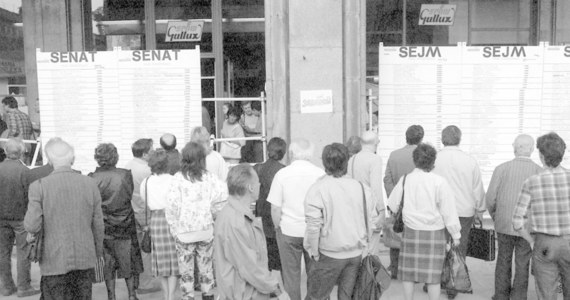 Przesłanie solidarności do narodów UE skierowali w rocznicę wyborów 4 czerwca 1989 r. b. prezydenci i b.szefowie MSZ oraz opozycjoniści. "Z niepokojem obserwujemy dziś jak Europa traci wiarę w swoje marzenia i siły (...) Uwierzmy, że i dzisiaj, tak jak wtedy – wszystko zależy od nas" - apelują. W przesłaniu pada wezwanie wszystkich Europejczyków do solidarności.