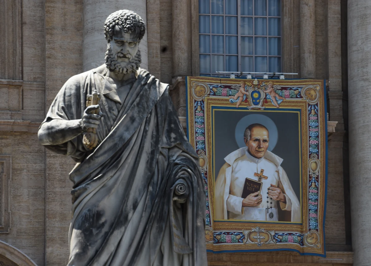 W Watykanie odbędzie się w niedzielę kanonizacja założyciela zgromadzenia księży marianów, błogosławionego Stanisława Papczyńskiego (1631-1701). We mszy pod przewodnictwem papieża Franciszka weźmie udział prezydent Andrzej Duda z małżonką Agatą Kornhauser-Dudą.