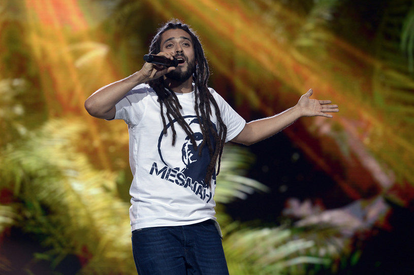 Drugi dzień Festiwalu w Opolu (sobota, 4 czerwca) otworzył koncert SuperPremiery. Główna nagroda (Karolinka od publiczności) powędrowała do reggae'owego wokalisty Mesajah.