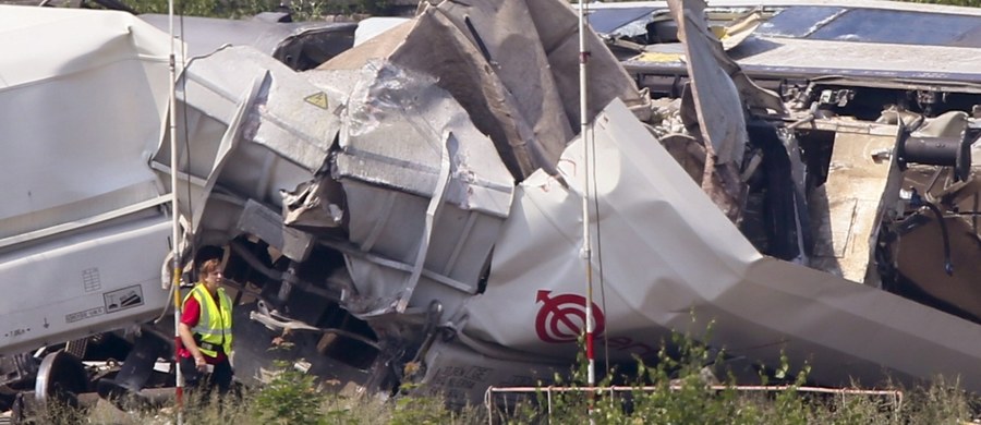 Co najmniej trzy osoby zginęły, a dziewięć zostało rannych w wypadku kolejowym w pobliżu Liege w Belgii - poinformowała w nocy z niedzieli na poniedziałek belgijska agencja Belga, powołując się na lokalne władze.