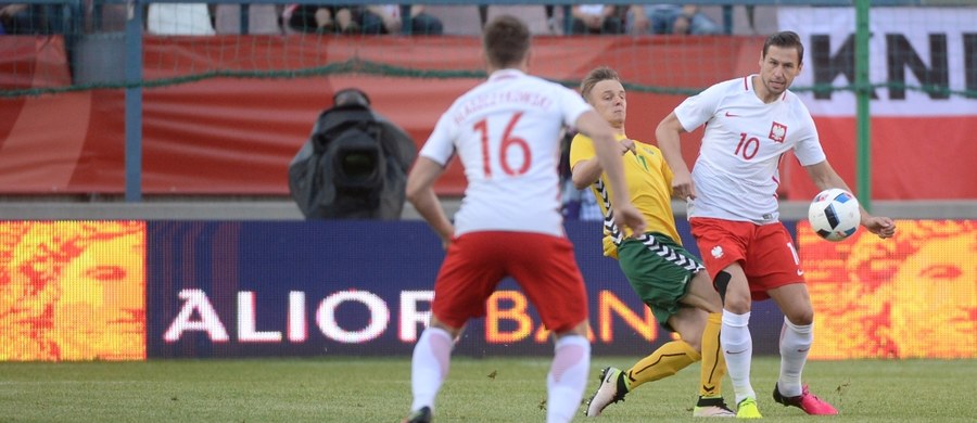 Nasza piłkarska reprezentacja tylko zremisowała w Krakowie w towarzyskim meczu z Litwą 0:0. Był to ostatni sprawdzian biało-czerwonych przed Euro 2016. 
