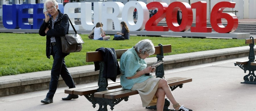 Strajk francuskich kolejarzy będzie kontynuowany – być może również w czasie Euro 2016. Ogłosili to związkowcy po blisko 20-godzinnych negocjacjach z dyrekcją.