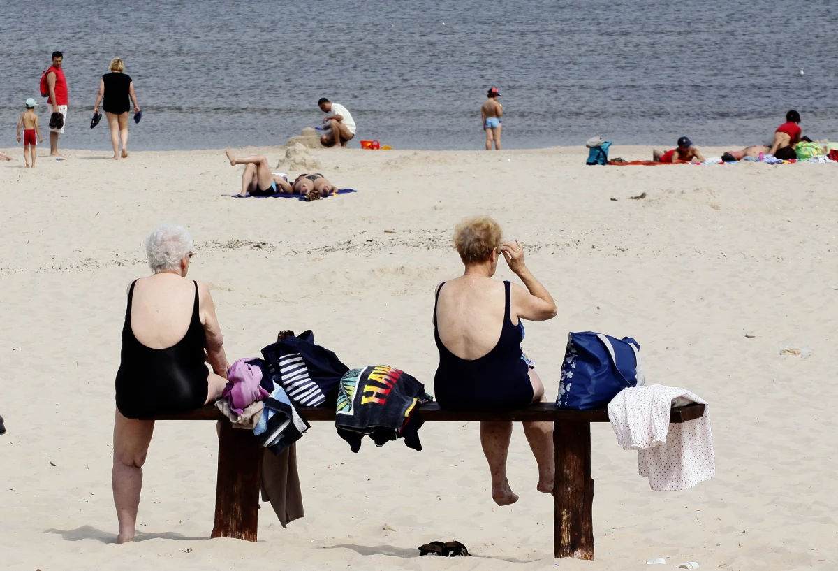 Do mórz i oceanów rocznie trafia ponad 12 mln ton plastikowych odpadów, jeśli nie zmienimy naszych przyzwyczajeń w 2050 r. w morzach będzie więcej plastiku niż ryb - alarmują ekolodzy z fundacji MARE. Naukowcy zwracają uwagę na problem z powodu obchodzonego od 2009 roku Światowego Dnia Oceanów, który przypada 8 czerwca.