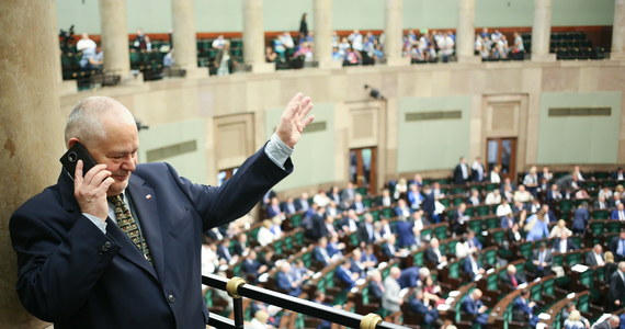W piątek Sejm wybrał Adama Glapińskiego na nowego prezesa Narodowego Banku Polskiego. Glapiński zastąpi na tym stanowisku Marka Belkę, któremu kończy się kadencja. 