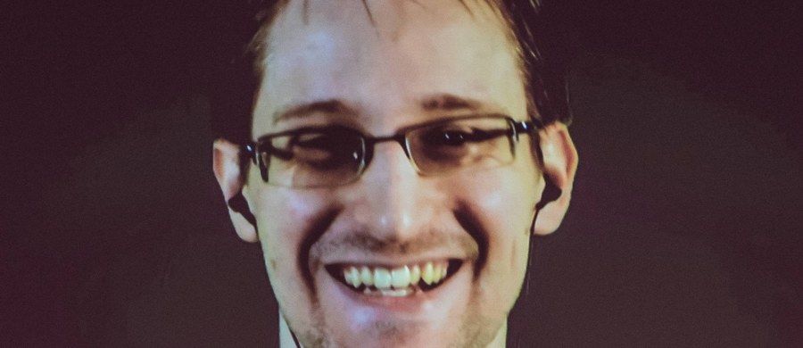 ​Szef niemieckiego Urzędu Ochrony Konstytucji (AfV) Hans-Georg Maassen zasugerował podczas wystąpienia na forum komisji śledczej Bundestagu, że były współpracownik wywiadu USA Edward Snowden może być agentem rosyjskich służb specjalnych.
