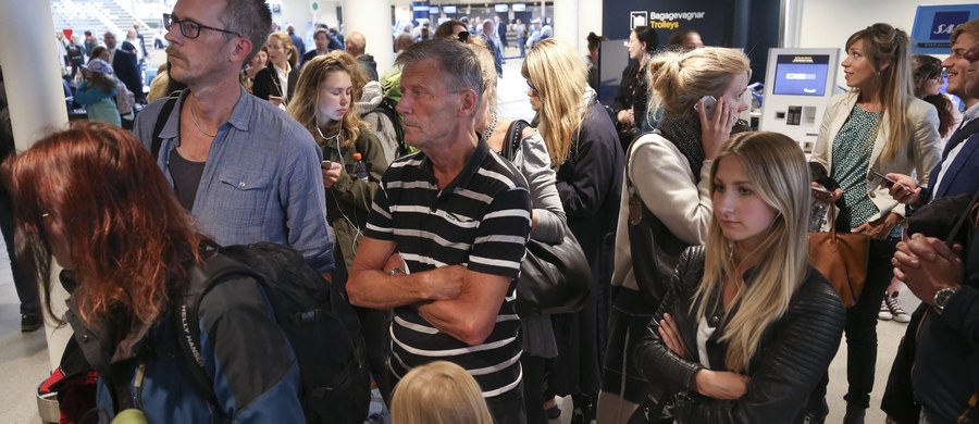 Tysiące szwedzkich kibiców mogą nie dotrzeć do Paryża, gdzie w poniedziałek Szwecja rozegra swój pierwszy mecz na mistrzostwach Europy z Irlandią. Powodem jest strajk pilotów skandynawskich linii lotniczych SAS, który rozpoczął się w piątek o godzinie 18.