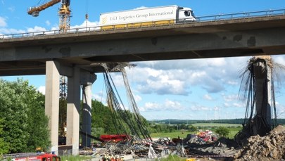 Niemcy: Zawalił się fragment mostu, 1 osoba nie żyje