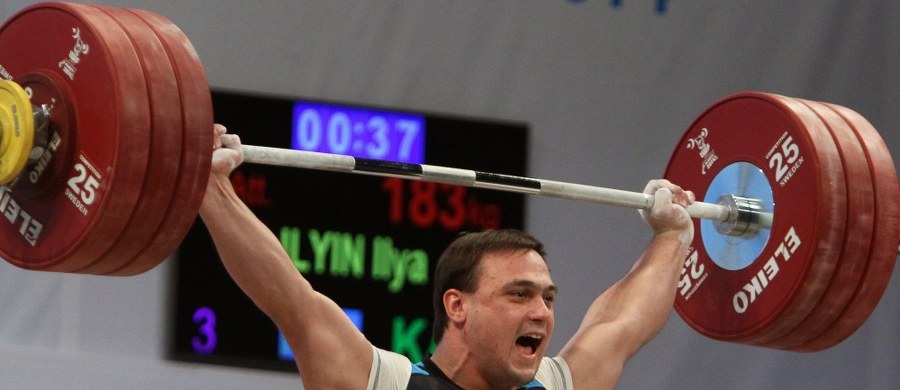 Dwukrotny mistrz olimpijski Kazach Ilia Iljin (94 kg) jest wśród dziesięciorga sztangistów, którzy mieli pozytywny wynik testu antydopingowego po ponownym przebadaniu próbki pobranej podczas igrzysk olimpijskich w Londynie. "Wpadły" także trzy mistrzynie olimpijskie, rodaczki Iljina: Zulfija Czinszanlo (53 kg), Maija Maneza (63 kg) i Swietłana Podobiedowa (75 kg).