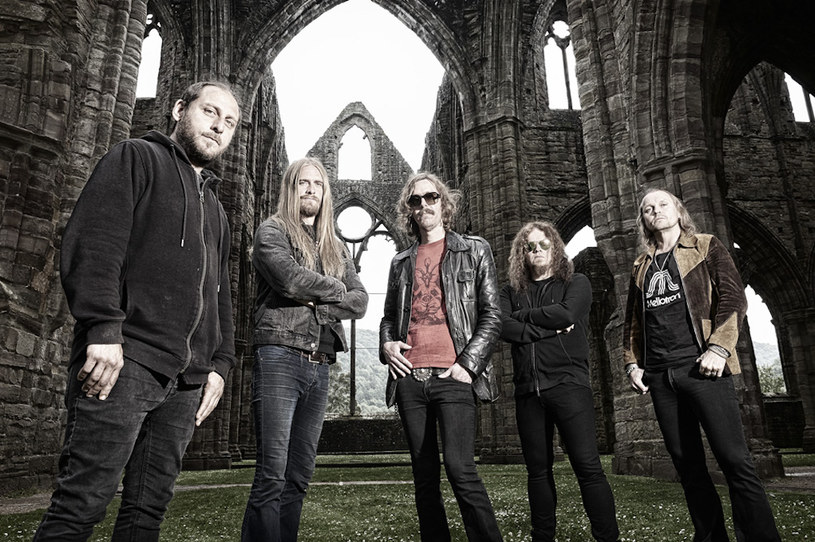 Szwedzka grupa Opeth podpisała nowy kontrakt, tym razem z wytwórnią Nuclear Blast, potentatem metalowej fonografii.