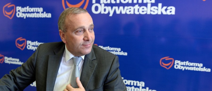 Prowadzona w urzędach marszałkowskich kontrola CBA jest próbą "zastraszania samorządowców", zorganizowaną "na polityczne zamówienie" PiS - uważa szef PO Grzegorz Schetyna. PO tego nie zaakceptuje - podkreślił na konferencji prasowej w Kielcach.