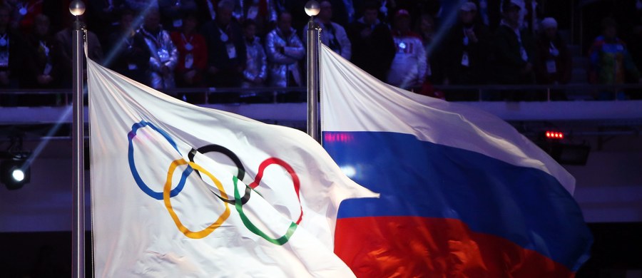 ​Rosyjski minister sportu Witalij Mutko poinformował, że decyzją IAAF lekkoatleci tego kraju nie wystąpią w igrzyskach olimpijskich w Rio de Janeiro. To konsekwencja podtrzymania zawieszenia, jaką światowa federacja nałożyła już w listopadzie zeszłego roku. Szef IAAF powiedział z kolei, że rosyjscy lekkoatleci, którzy udowodnią, że nie brali dopingu, będą mogli ubiegać się o start w igrzyskach pod olimpijską flagą. 
