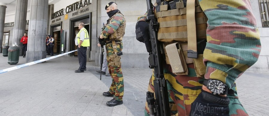 Prokuratura w Brukseli poinformowała o zatrzymaniu mężczyzny, który przebywał w pobliżu centrum handlowego City2. Obawiano się, że mężczyzna może mieć przy sobie materiały wybuchowe. Po przesłuchaniu przekazano, że przy zatrzymanym nie znaleziono nic podejrzanego. 