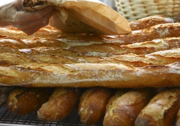 "Chlebowa mafia" rozbita. Członkowie gangu kontrolowali lokalny rynek pieczywa
