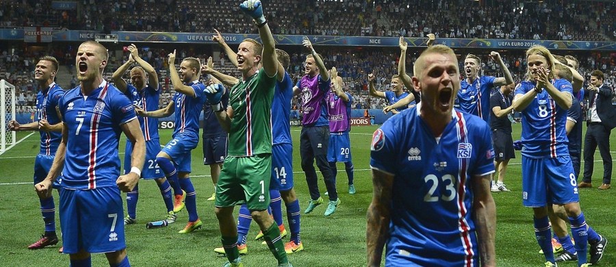 Populacja niewiele mniejsza od Bydgoszczy, żadnych tradycji futbolowych, a w składzie zawodnicy z nazwiskami, na których można połamać sobie język. Reprezentacja Islandii wygrała wczoraj z Anglią i awansowała do ćwierćfinału Euro 2016. Sensacja, którą będziemy wspominać latami. Historia opowiadająca o tym, że praca u podstaw, rzetelność, konsekwencja i cierpliwość w końcu zaowocuje i pomoże wznieść na szczyty.