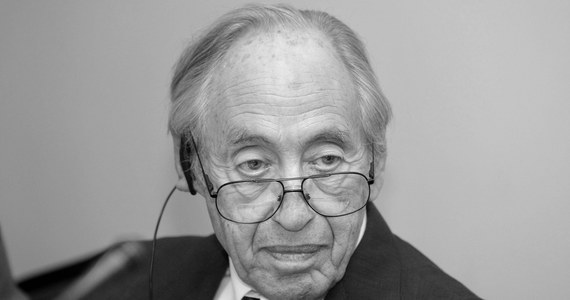 W wieku 87 lat zmarł światowej sławy amerykański futurolog i pisarz Alvin Toffler, autor słynnego dzieła "Szok przyszłości" - poinformowała założona przez niego instytucja konsultingowa Toffler Associates. Nie podano przyczyny zgonu.