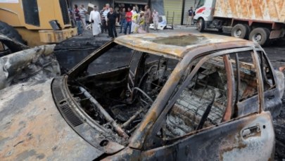 Islamiści zdetonowali samochód-pułapkę w centrum miasta. Ulice były pełne ludzi