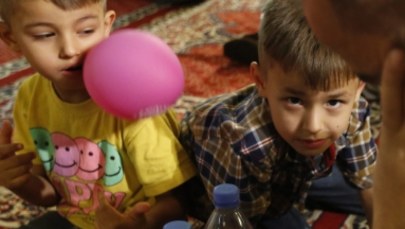 3-latek ze Szwecji zginął w Syrii. Bawił się granatem