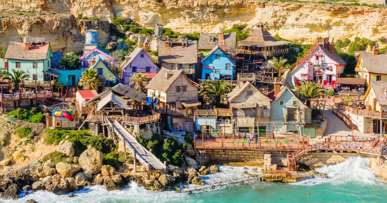 W tym lubianym przez Polaków kraju nie potrzebujesz samochodu. Wszędzie dojedziesz komunikacją miejską