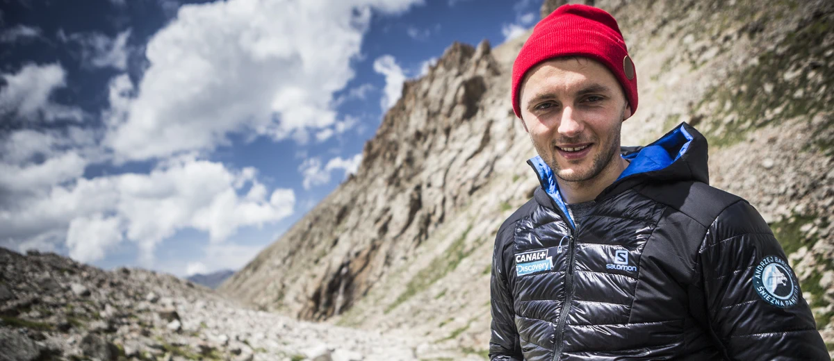 Andrzej Bargiel, nasz narciarz ekstremalny, który w tym sezonie, bijąc aż trzy rekordy, zamierza zdobyć pięć 7-tysięczników byłego Związku Radzieckiego, jest już w drodze pod pierwszy z wierzchołków – Pik Lenina (7105 m n.p.m.). Z Andrzejem połączyliśmy się przez telefon satelitarny. Jak mówi, na tym etapie wyprawy kluczowa jest aklimatyzacja. "Ten pierwszy szczyt jest taką bardzo mocną aklimatyzacją, która będzie się później utrzymywała i na bazie tej aklimatyzacji będę zdobywał kolejne szczyty. Jestem przygotowany na to, że po prostu przyjeżdżam do bazy, odpoczywam jeden dzień i atakuję" - mówi zakopiańczyk w rozmowie z dziennikarzem RMF FM.